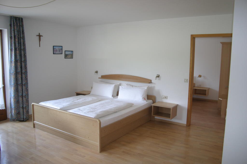 Gaestehaus Elisabeth Швангау Номер фото
